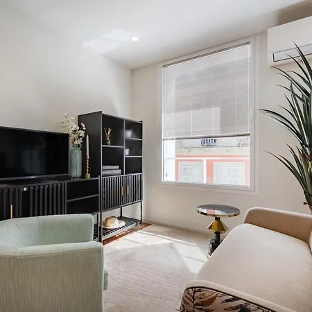 250 @ Arts District Porto