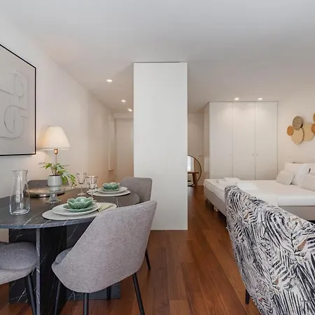 250 @ Arts District Lejlighed *